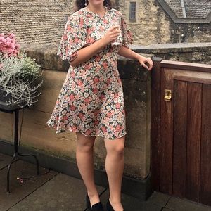 TOPSHOP Empire Waist Open-Back Floral Dress